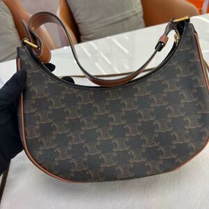 Celine Women Pre-Loved Bag Very Good Condition